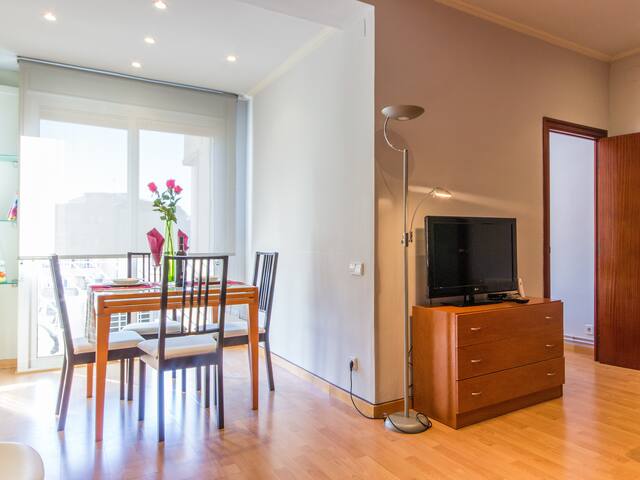 3 BR WITH VIEWS IN SANT ANTONI gallery image 4