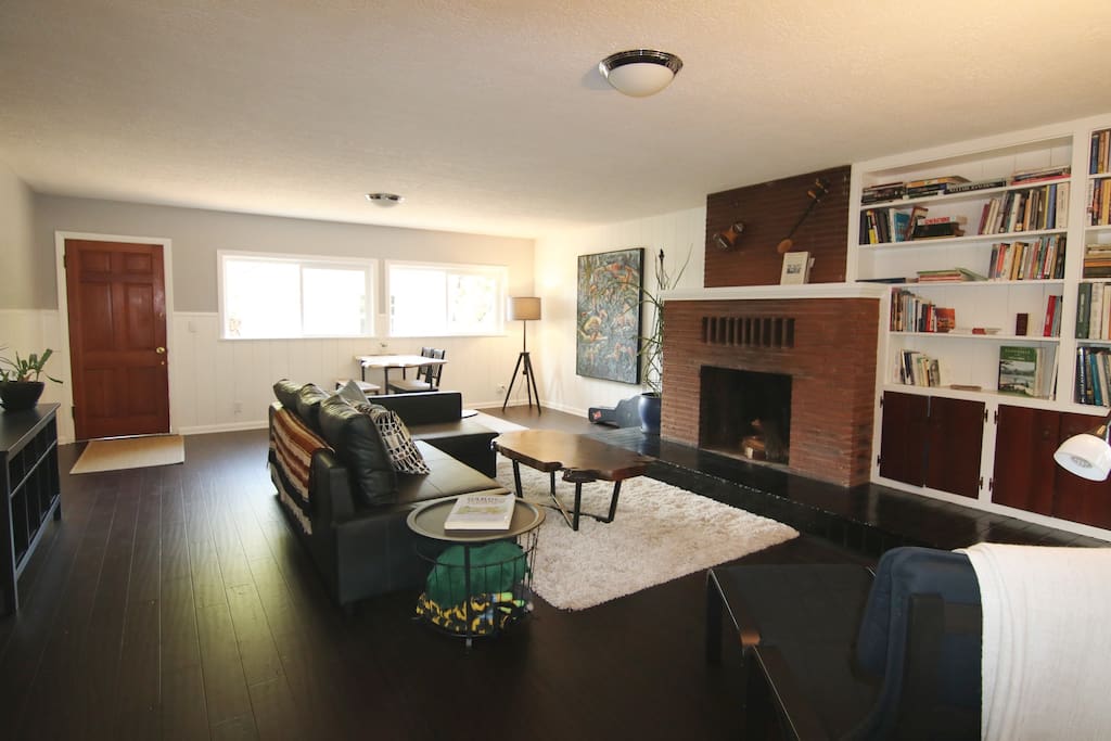 Read up on the local scene and swap stories by the wood burning fireplace.
