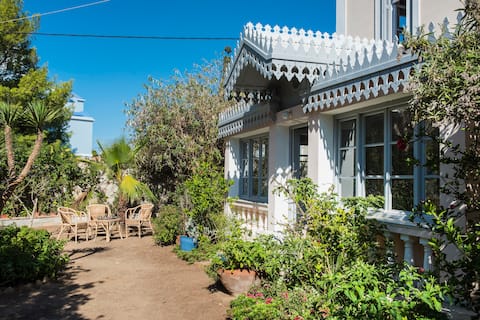 Stunning Neo-Classical Villa on Syros - sleeps 15