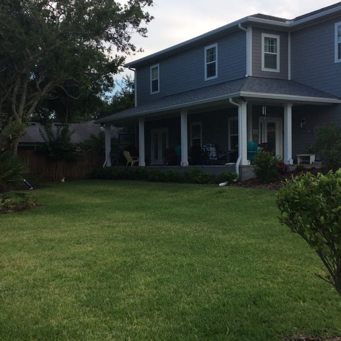 Great side yard!