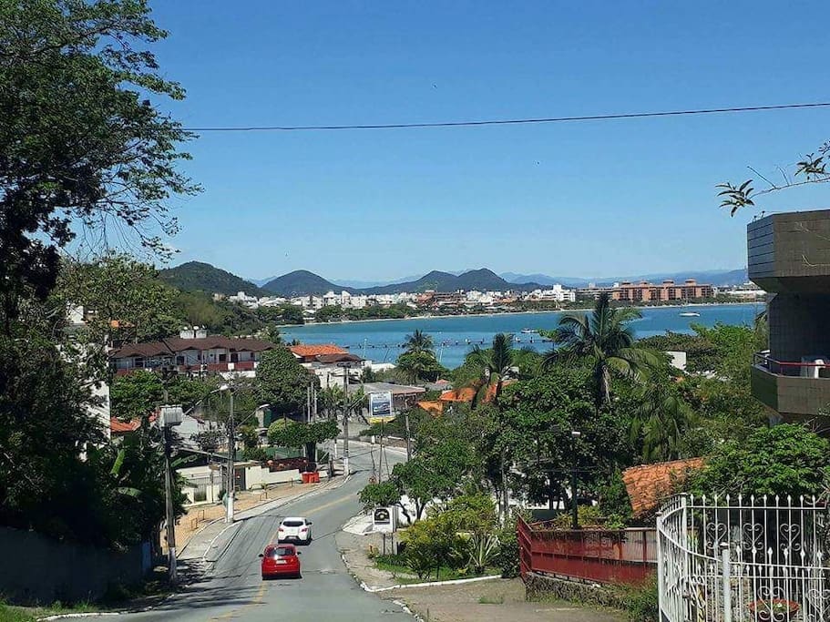 Praia entre Canasvieiras e Jurerê