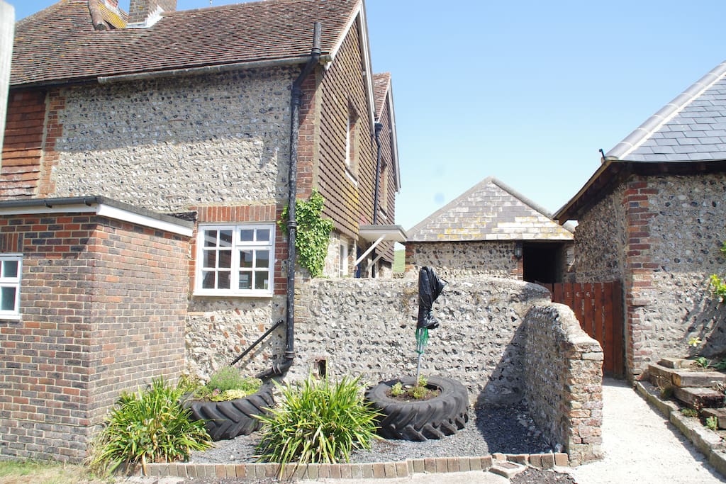 144 Norton Cottage rural location Houses for Rent in East Sussex
