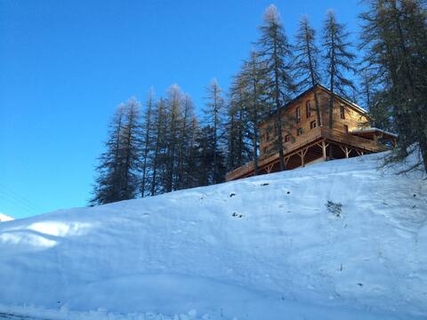 5-star Utopia Chalet in Valberg