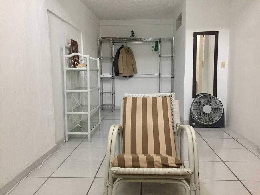 Vestidor con sala de estar
