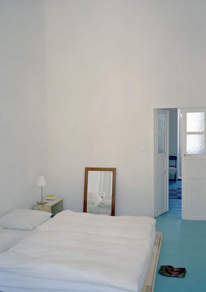 غرفة النوم الرئيسية