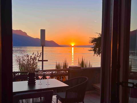 Montreux Luxury Suite | Terrace | parking