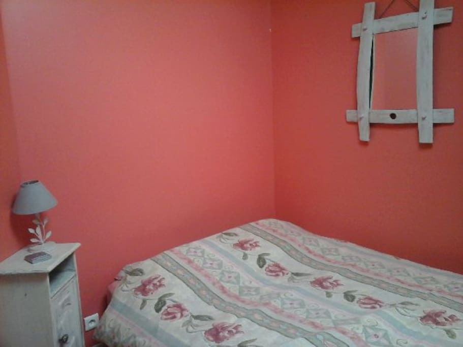 une autre chambre lit double