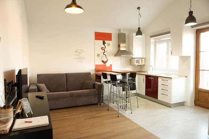 Moderno Apartamento con perfecta ubicación.