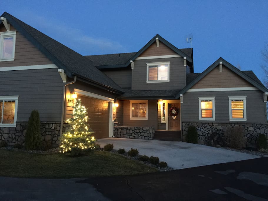 "Horse Ranch with Barn Guest House" - Guest suites for ...