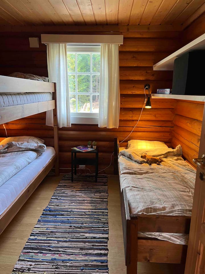 2. spavaća soba s 3 kreveta 