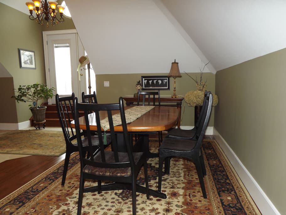 Dining area and door to the upper private patio