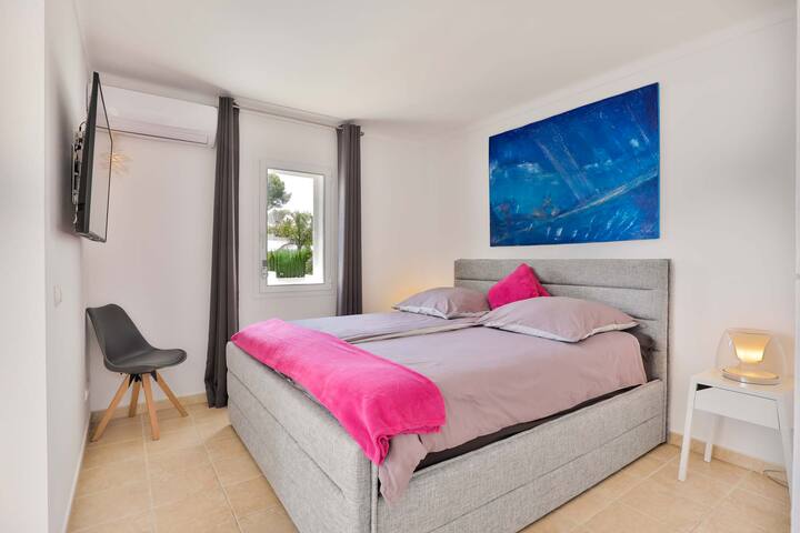 غرفة النوم 1