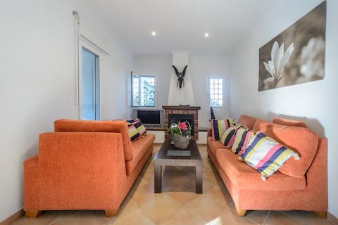 Anuncio de Airbnb popular: VILLA LOTUS IBIZA - SUPER OFFER - SANTA GERTRUDIS en Sant Joan De Labritja