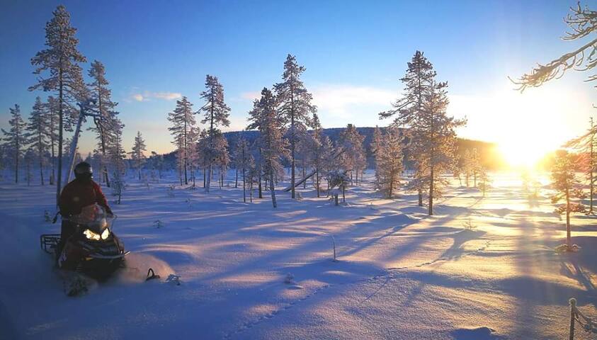 Lapland Snow Cabin - whole house with fireplace