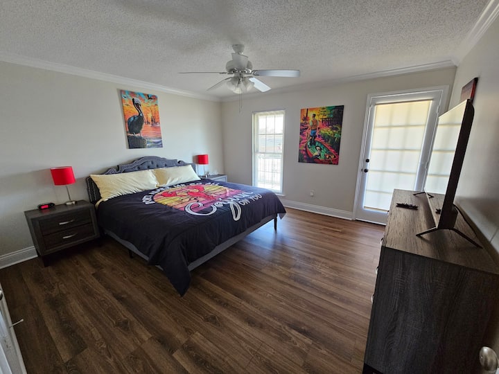 Nerobte ma z Cajunskej izby
Spálňa 2 - na poschodí
Manželská posteľ