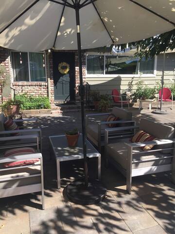 Silicon Valley WFH Retreat w/Patio Garden 2Br/2Ba gallery image 5