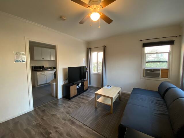 Entire Place, Parking, Train, Laundry, DTV