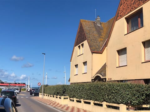Top Airbnb: Ground floor-85 m2 renovated beach/shops 3 minutes in Le Touquet Paris Plage