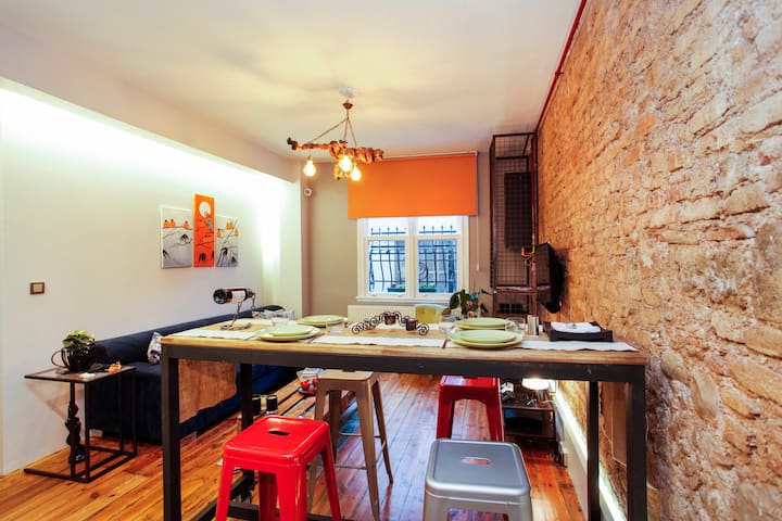 GALATA, 2 BATHROOMS& 2 BEDROOMS @LA CASA DE SENER