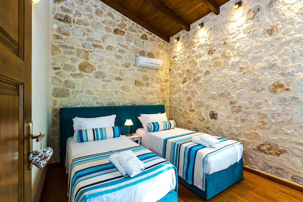 Twin beds upper floor