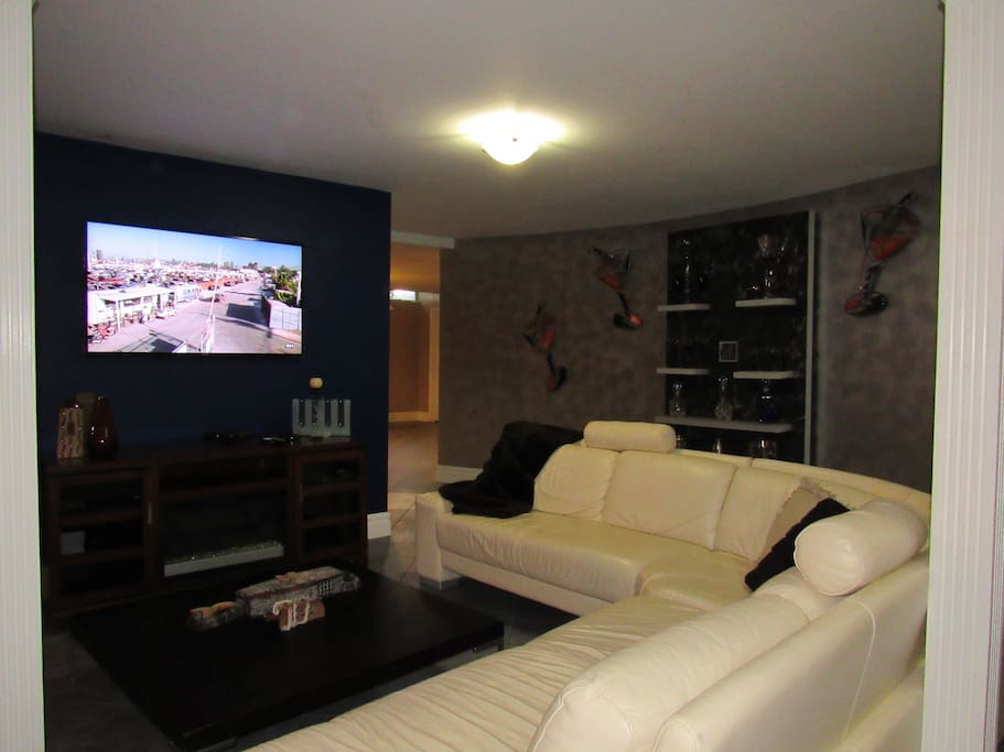 60" Flat screen television w/wifi