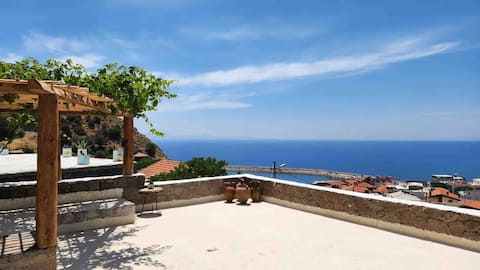 Babakale "İkiOdaBirTeras" Stone House w/ sea view