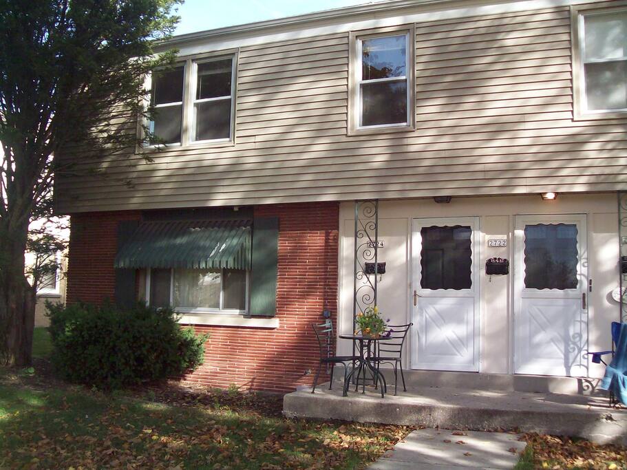 Exterior of 3 unit building