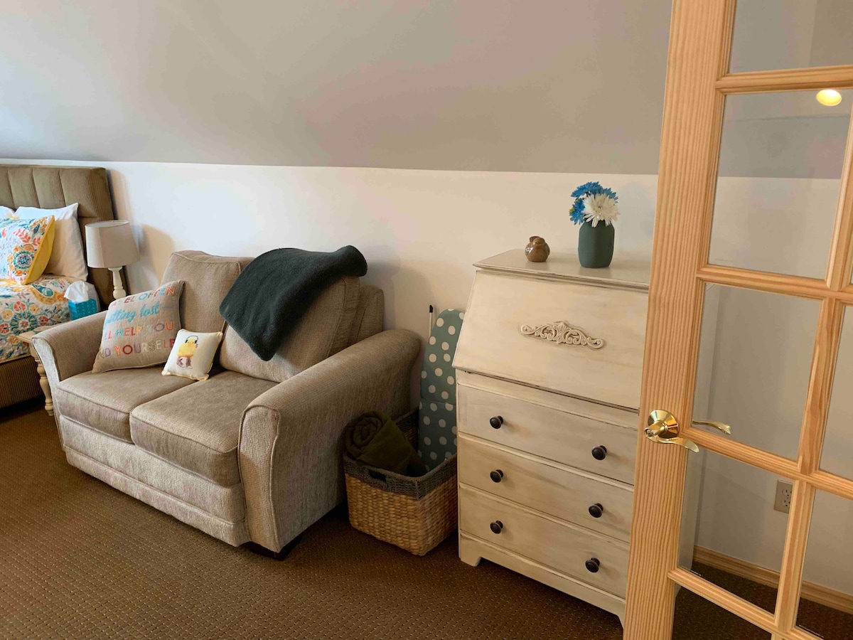 Popular Airbnb listing: The Little Green Apartment in West Yellowstone