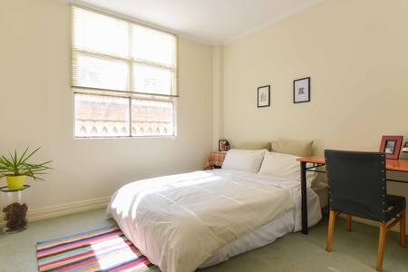 Centre livings of Melbourne City