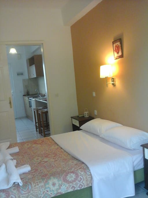 bedroom and kitchen