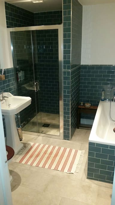 Family bathroom