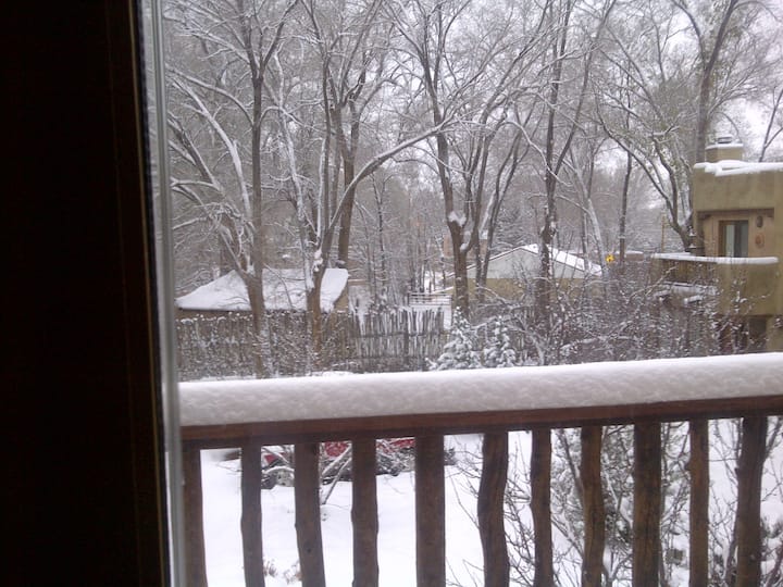 Tazama nje ya roshani ya MB wakati wa majira ya baridi 