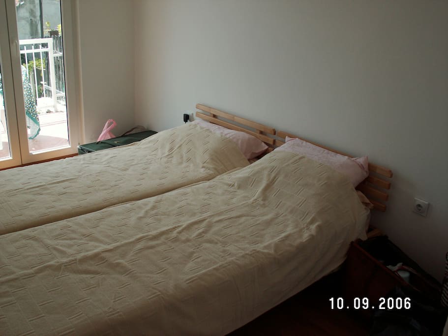 Bedroom2