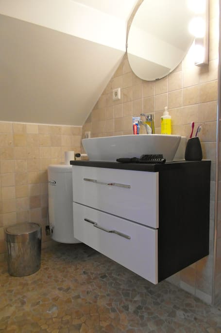 Nice new bathroom in loft.