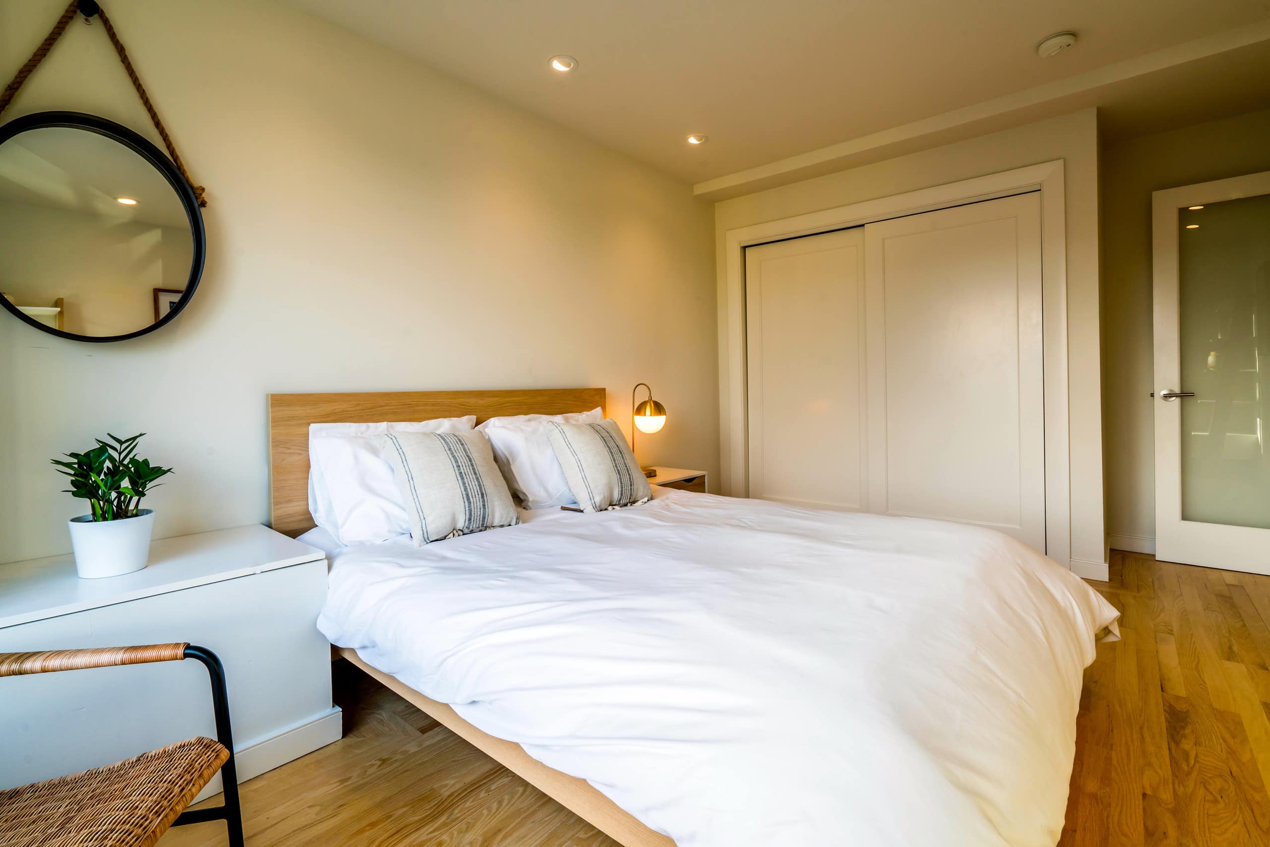Home in San Francisco · ★4.98 · 3 bedrooms · 3 beds · 1 bath - Image 12