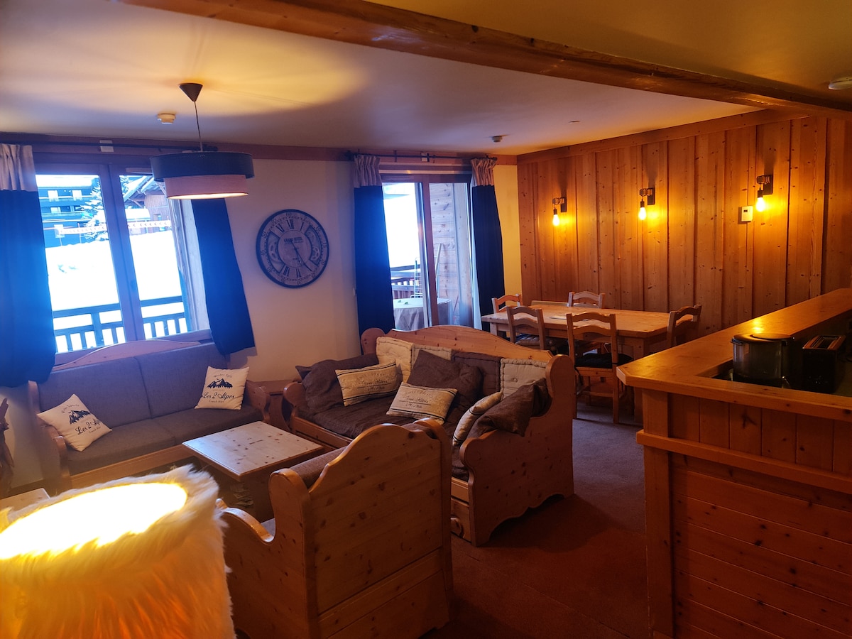 Beliebte Airbnb-Anzeige: Large ski-in/out apartment 87 m2 in Les Deux Alpes