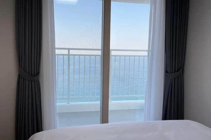 Საძინებელი 1: ლამაზი აღმოსავლეთი ზღვის ოკეანე, სადაც შეგიძლიათ უყუროთ მაშინაც კი, თუ საწოლზე წევს 