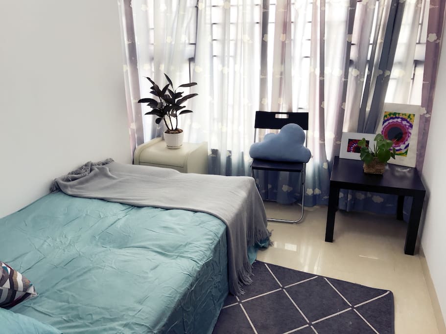 The guest room