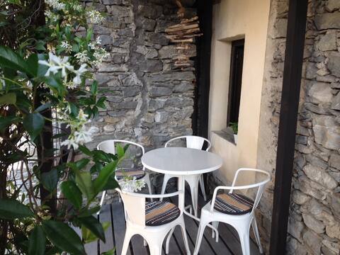 Rustico in the center of Verscio near Locarno
