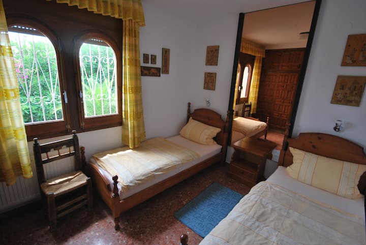 Sakafu ya chini ya chumba cha kulala