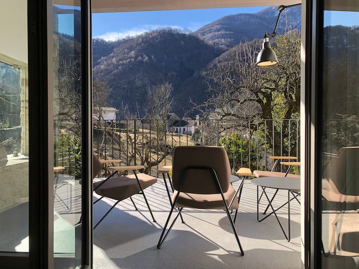 Design Rustico Casa A, 10 mins from Locarno