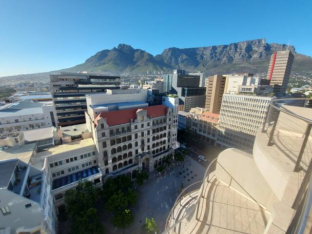 City Centre Penthouse | No Load Shedding gallery image 2