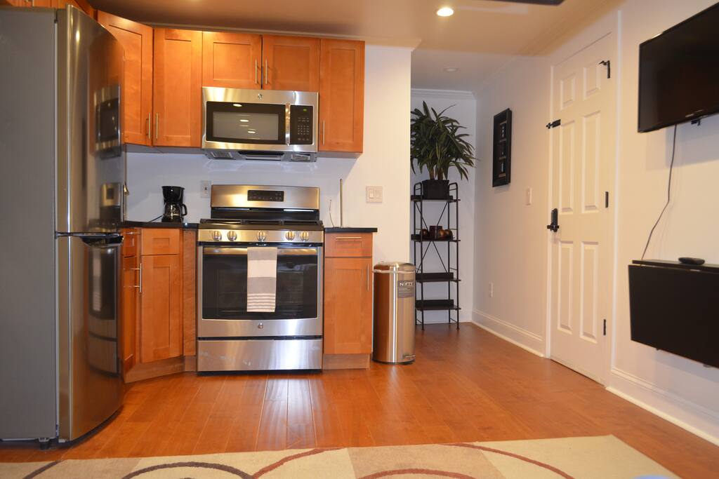 Spacious Kitchen Area