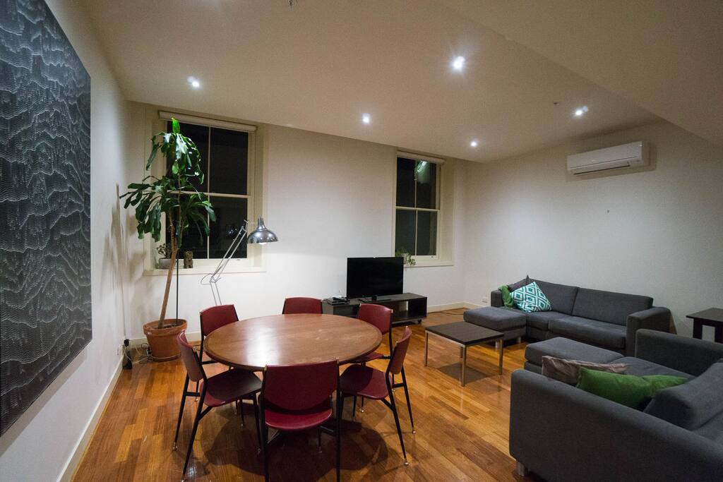 Lounge area
