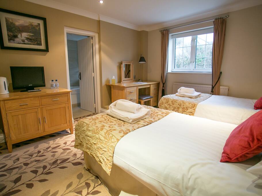 Guest room