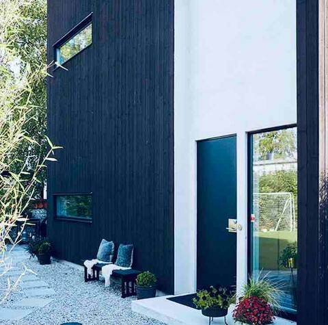 A beautiful house close to beaches and cities