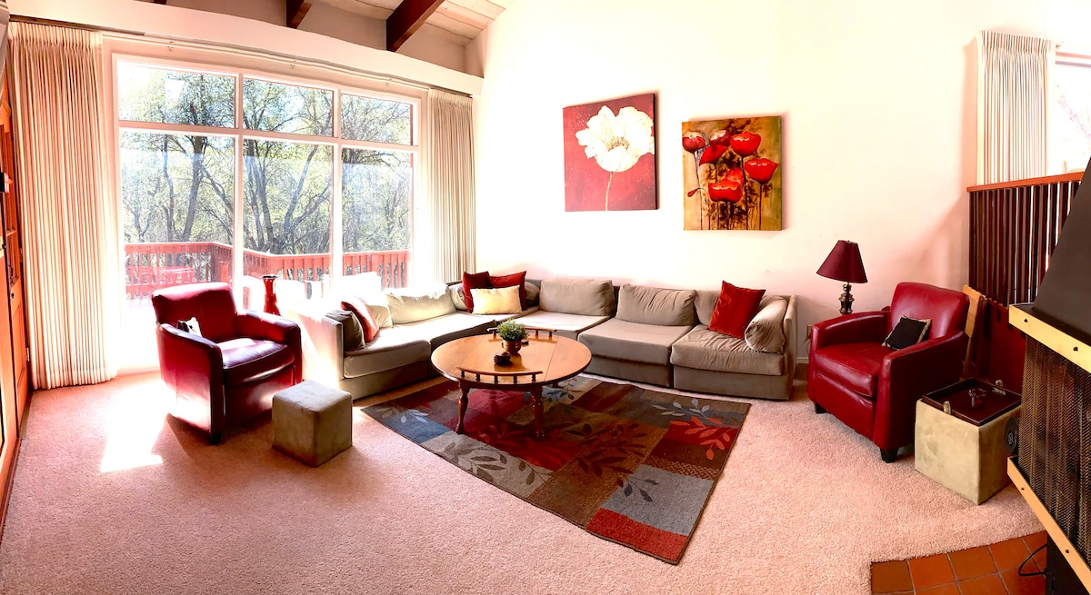 Top performing Airbnb: Forest Escape by Yosemite and Pine Mountain Lake in Pine Mountain Lake