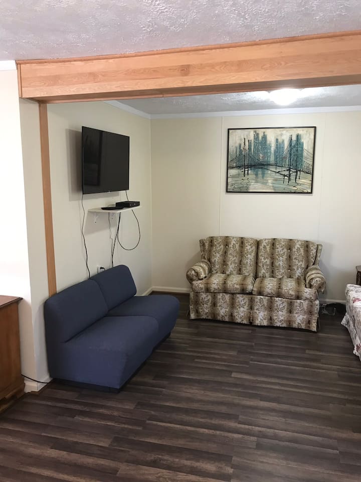 Welcome To The Bridge House - Escanaba, MI