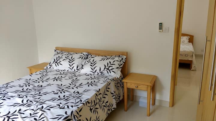 חדר שינה 1 עם מיטה זוגית