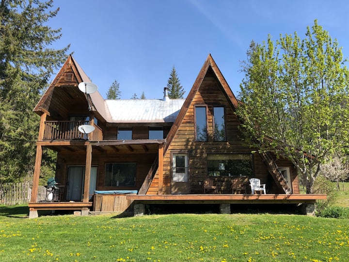 Bonanza Ranch in Hills Houses for Rent in New Denver , British